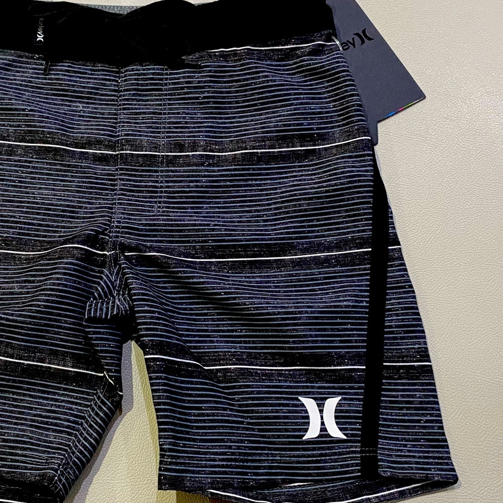 Hurley Boys Swim Trunk Black Size 5 - Picture 2 of 15